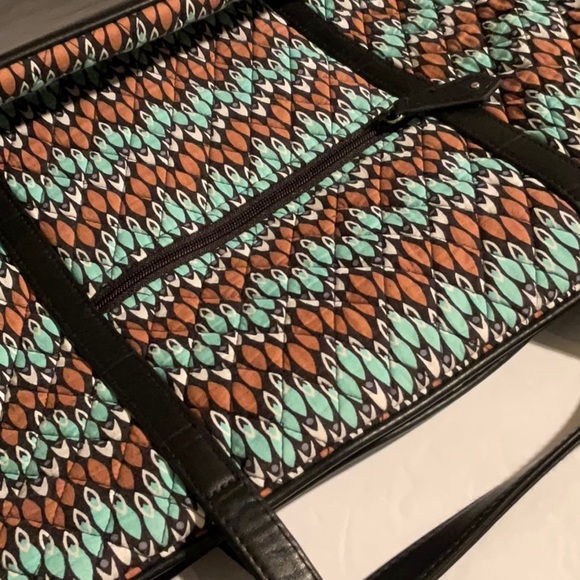 Vera Bradley Trimmed Sierra StreamTote Travel Bag - Picture 11 of 15